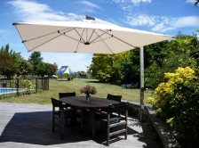 Shade7 Cantilevered Umbrella